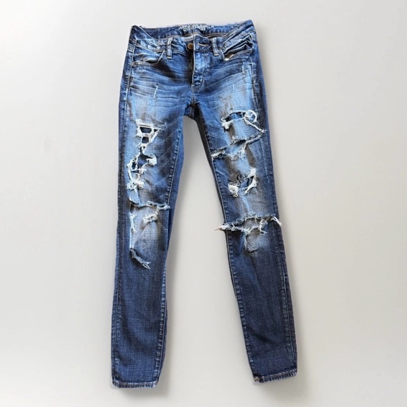 American Eagle Outfitters Women's Blue Distressed Jeans Denim Size 2 Jeggings - Picture 1 of 5